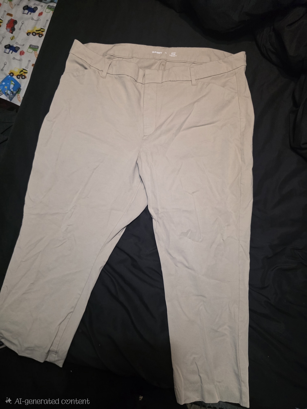 Old Navy Women's Light Khaki Chino Pants